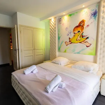 Reninca - Côte D'azur Villa *