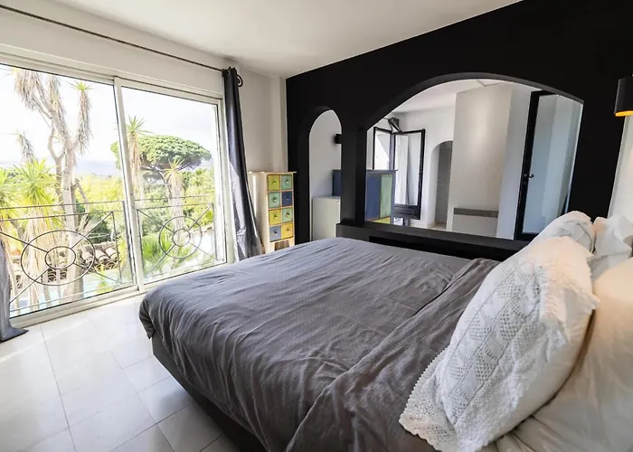 Reninca - Cote D'azur Villa